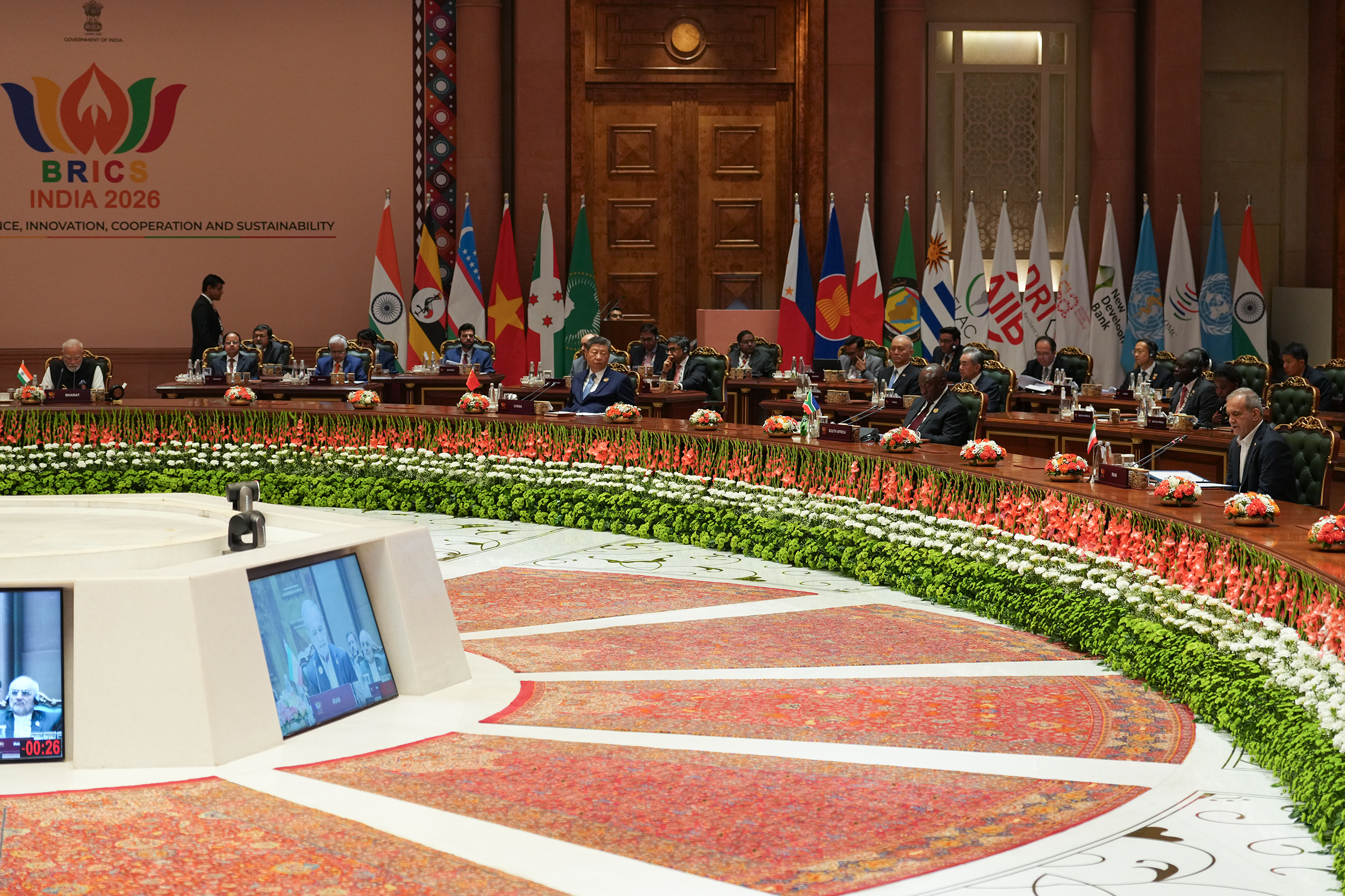 گزارش سفر رئیس جمهور به هند، حضور فعال ایران در هجدهمین اجلاس سران بریکس