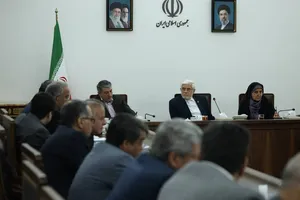 عارف: محاصره دریایی دشمن فرصتی برای توسعه گذرگاه‌های مرزی و کریدور‌های کشور شد