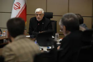 عارف: به راهبردی بلند مدت برای صنعت خودروسازی نیازمندیم