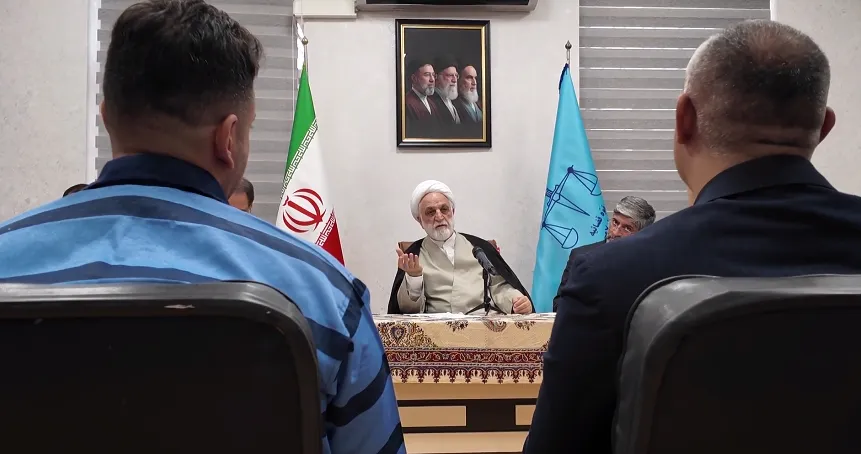 حکایت دوست‌هایی که باند اخاذی تشکیل دادند و دلارهایی که در یک کیسه مشمایی برای نفوذ در پرونده هزینه شدند