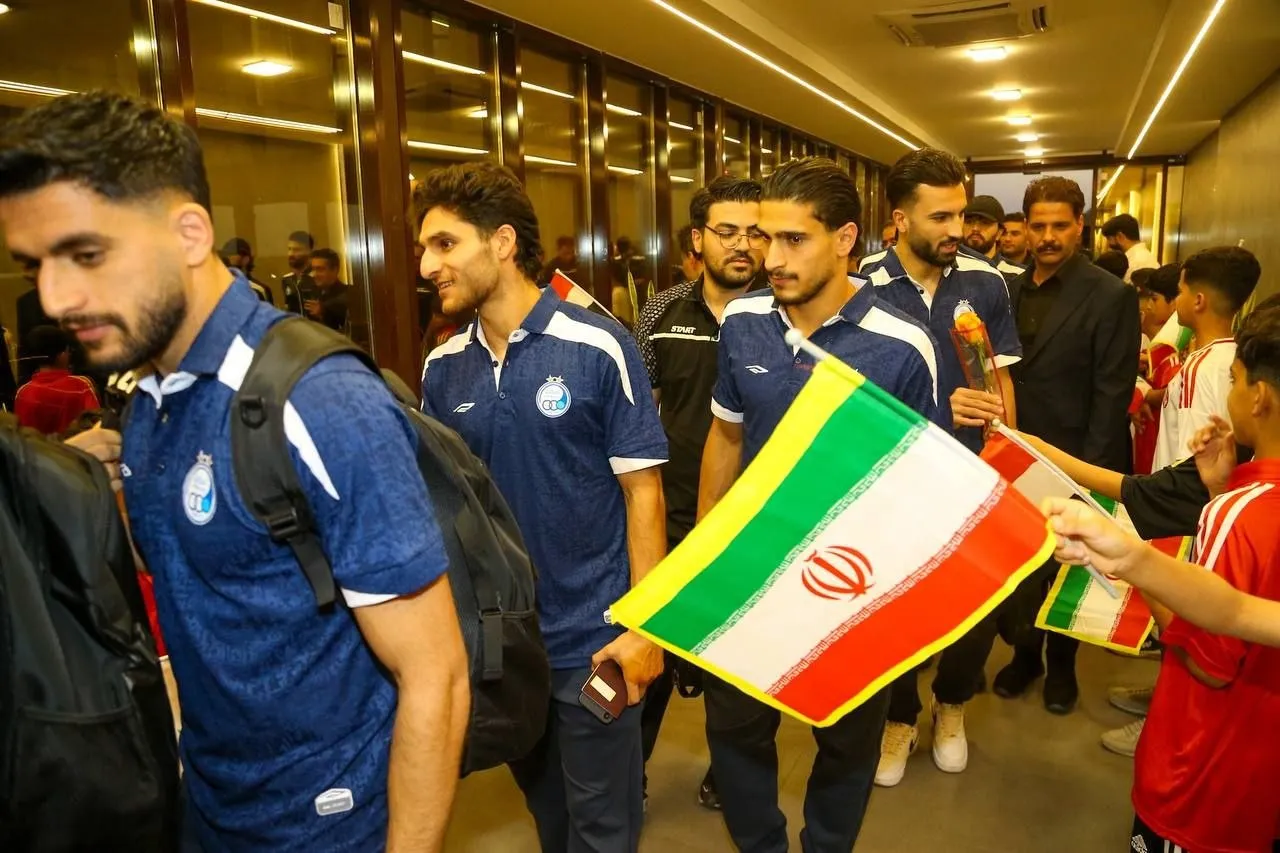 کاروان استقلال به بصره رسید