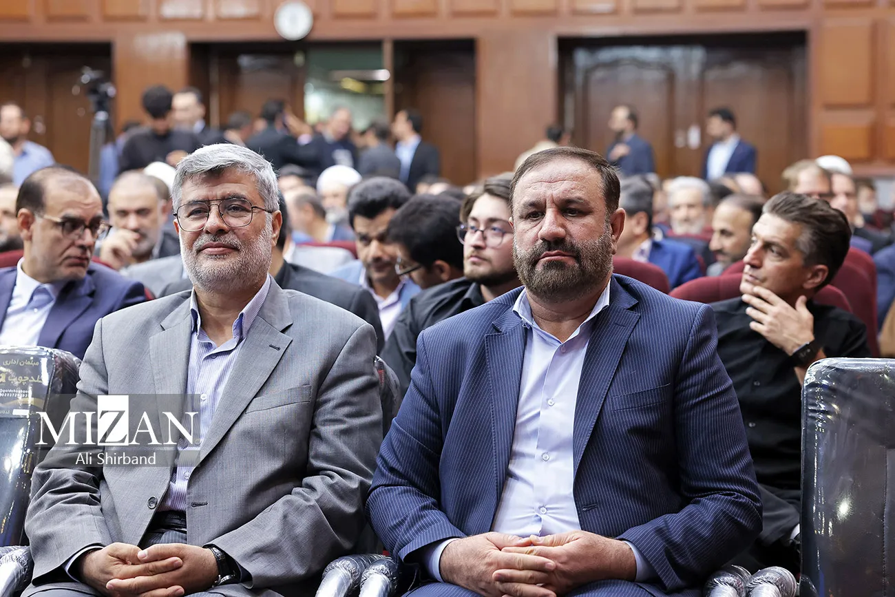 آیین تکریم و معارفه روسای قدیم و جدید دادگستری استان تهران