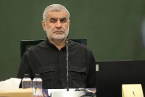 نیکزاد: تنگه هرمز نماد اقتدار ملت ایران است