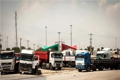 رئیس کل دادگستری استان هرمزگان از پایانه بار بندرعباس بازدید کرد