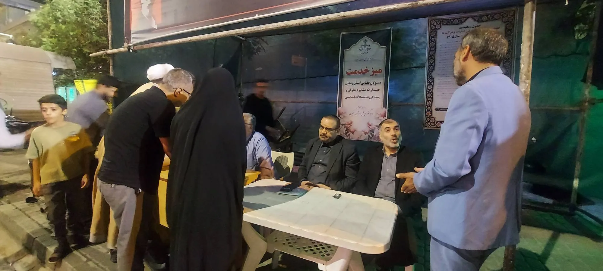ایستادگی ملت ایران در میدان، ریشه در فرهنگ ایثار و شهادت دارد