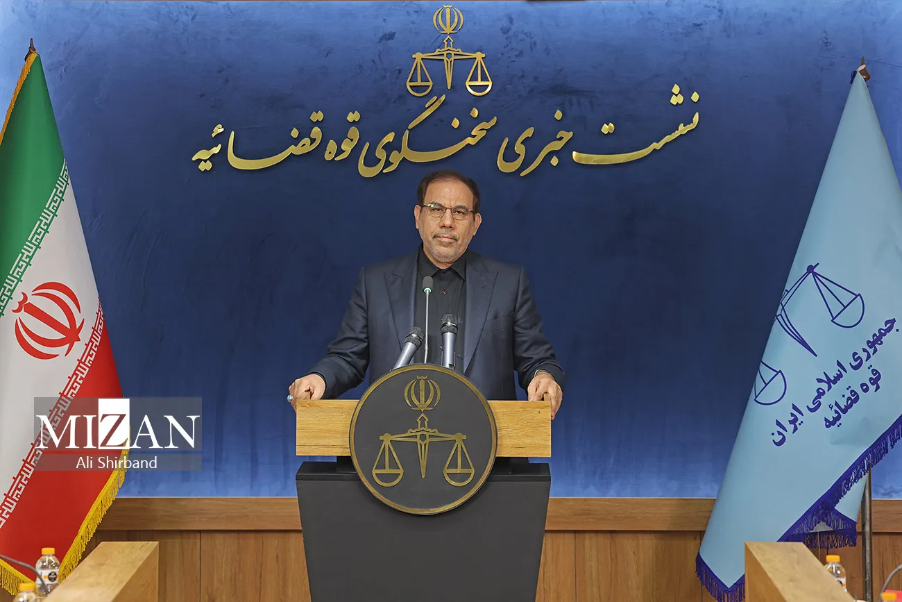 سخنگوی قوه قضاییه: رایزنی با مراجع بینالمللی و کشورها برای پیگیری حقوقی جنایات آمریکا و رژیم صهیونیستی در دستور کار است
سخنگوی قوه قضاییه: رایزنی با مراجع بینالمللی و کشورها برای پیگیری حقوقی جنایات آمریکا و رژیم صهیونیستی در دستور کار است