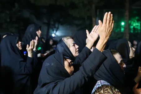 شام غریبان در هیئت عاشقان امام حسین (ع)