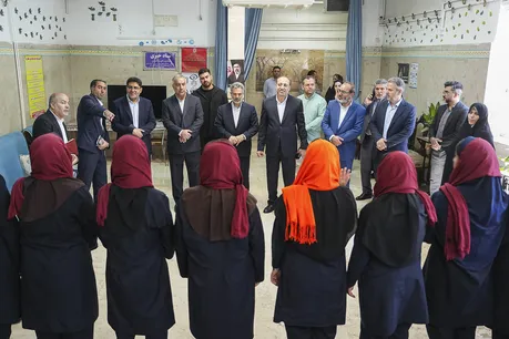 بازدید رئیس سازمان زندان‌ها از کانون اصلاح و تربیت تهران