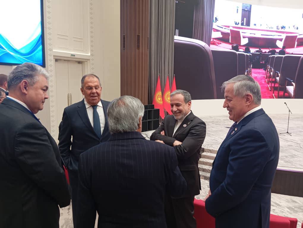 رایزنی عراقچی با وزیران خارجه چین و پاکستان رایزنی عراقچی با وزیران خارجه چین و پاکستان