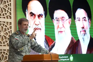 سرلشکر حاتمی: در صورت اشتباه مجدد دشمن، پاسخ کوبنده می‌دهیم