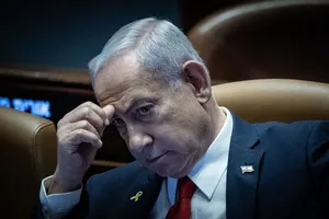 Netanyahu on the brink of collapse
