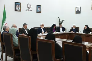 عارف: از مشارکت زنان در دولت بسیار راضی هستیم؛ عملکردشان فوق‌العاده بوده است