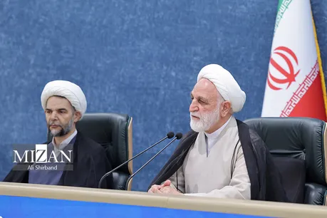 قاضی‌القضات: مزدوران پهلوی و مزدوران دیگر گروه‌ها همه از یک‌جا پشتیبانی می‌شدند
