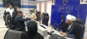 رسیدگی به درخواست ۵۰ شهروند در دیدار مردمی دادستان مرکز خوزستان