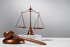 صدور دو قرار تأمین کیفری برای یک جرم ممنوع است؛ وثیقه و کفالت همزمان غیرقانونی‌اند