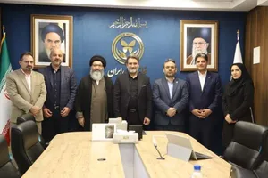 بازدید مدیرعامل شرکت ملی پست از خانه‌ای‌بی؛ پیشنهاد چاپ تمبر بیماران پروانه‌ای