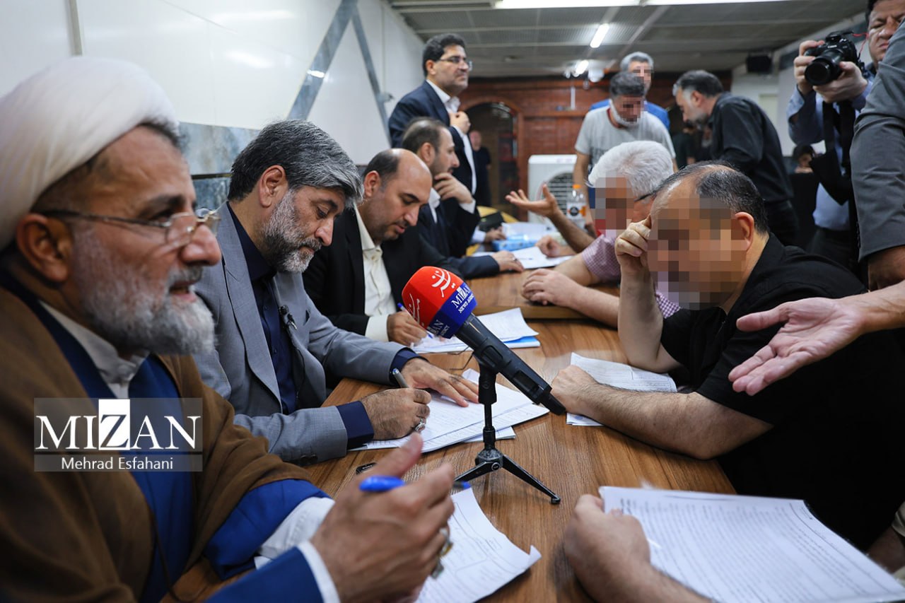 بازدید ۴ ساعته رئیس کل دادگستری استان تهران از زندان تهران بزرگ/ تماس عتباتی با سرپرست یک دادسرا برای پیگیری پرونده یک زندانی جوان/ عتباتی: زندان پایان مسیر نیست