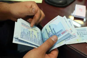ضرورت افزایش حقوق کارمندان و حقوق‌بگیران در نیمه دوم سال