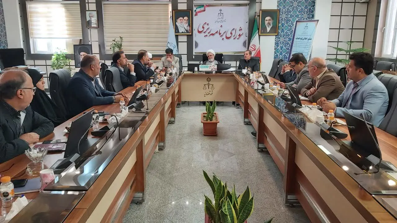 تأکید رئیس کل دادگستری مرکزی بر اولویت پیشگیری اجتماعی برای کاهش نرخ سرقت