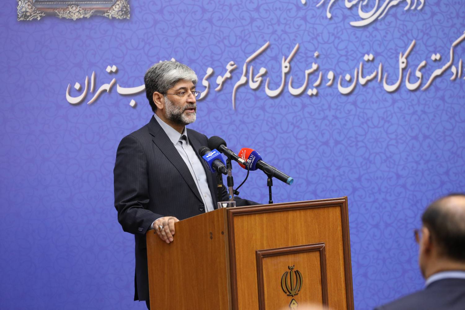رئیس دیوان عالی کشور: مدیران باید علم و تدبیر را سرلوحه کار خود قرار دهند/ عتباتی: مدیران قضایی باید در دسترس مردم باشند