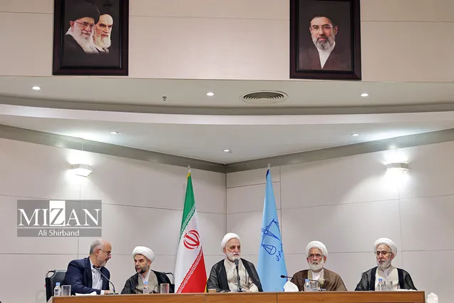 رئیس قوه قضاییه: نباید از نفوذ دشمن و تلاش آن برای مخدوش کردن انسجام ملی غفلت کنیم
