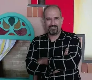 شاعر کودک: خانواده‌ها کودکان را در فرآیند خرید کتاب دخیل کنند