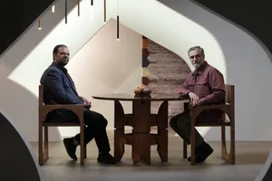 نهمین جشنواره‌ی تلویزیونی مستند روی میز «نردبان» / جزئیات برگزاری نهمین جشنواره‌ی تلویزیونی مستند در گفت‌و‌گو با دبیر جشنواره