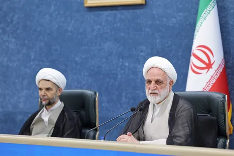 رئیس عدلیه: نشود افرادی به صرف مسائل مالی چندین سال در زندان بمانند