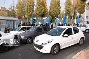 پلیس راهور: مقابل حوزه‌های کنکور توقف دوبله نکنید