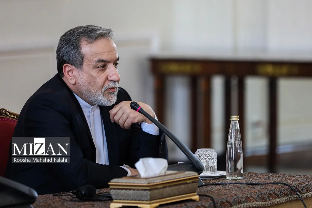 وزیر امور خارجه: میراث پژوهشی مرحوم مجتهدزاده در حافظه علمی ایران ماندگار خواهد ماند