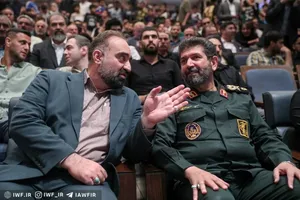 نصرالله خادم: احترام به پرچم ایران نماد مقاومت و امتداد حماسه ملی بود