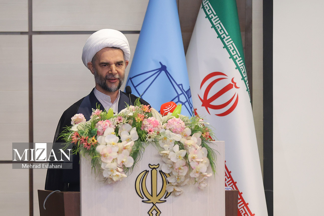 آیین تقدیر از برترینهای جشنواره آرای برتر نهادهای ارفاقی برگزار شد/ معاون اول قوه قضاییه: آرای برتر قضایی باید بازتاب دهنده درک اجتماعی و توجه به آثار و پیامدهای احکام باشند آیین تقدیر از برترینهای جشنواره آرای برتر نهادهای ارفاقی برگزار شد/ معاون اول قوه قضاییه: آرای برتر قضایی باید بازتاب دهنده درک اجتماعی و توجه به آثار و پیامدهای احکام باشند