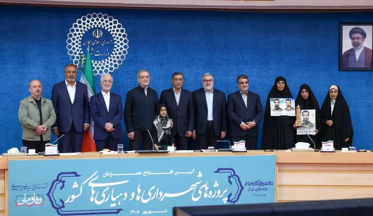افتتاح و بهره‌برداری همزمان از ۱۸ هزار و ۹۱۰ پروژه شهرداری‌ها و دهیاری‌های سراسر کشور