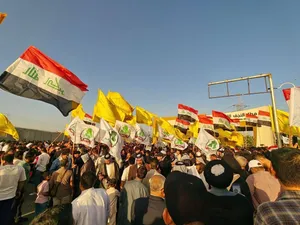 تظاهرات در نجف و کربلا در محکومیت توقف پروازهای ایران
