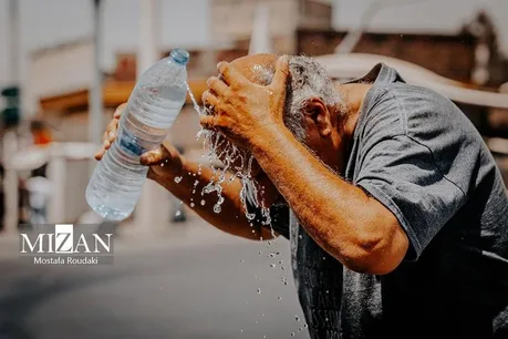 هشدار تبدیل آفتاب‌سوختگی به سوختگی درجه ۲/ لزوم پرهیز از دستکاری تاول‌های پوستی
