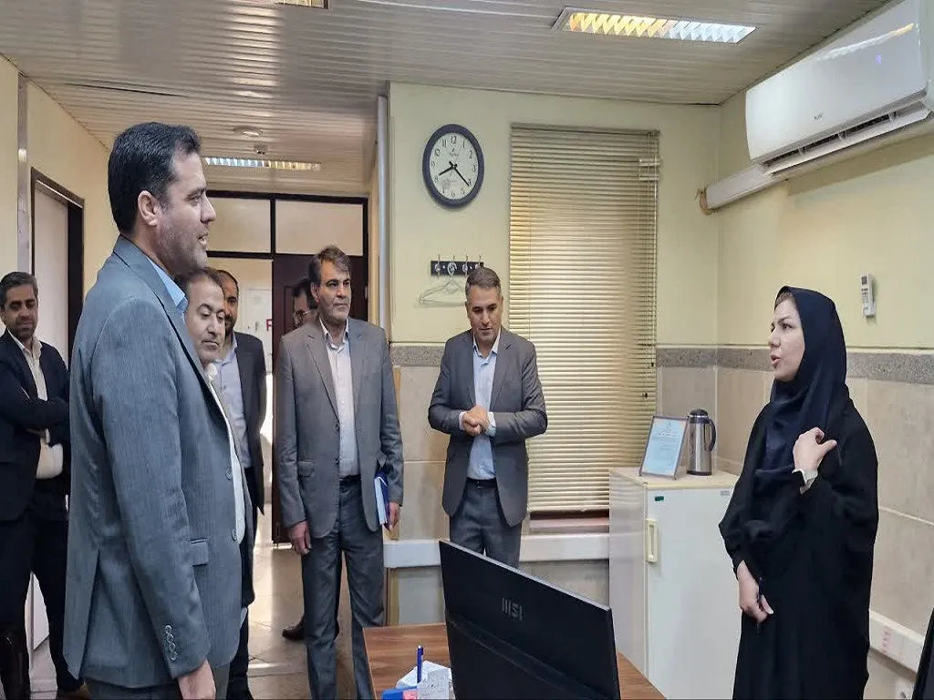 رئیس‌کل دادگستری استان ایلام از دادسرا، دادگاه صلح، دیوان عدالت اداری و شورای حل اختلاف مرکز استان بازدید کرد