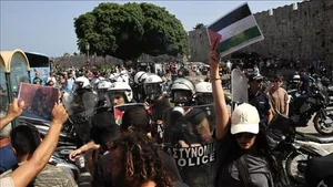 Evacuation of the Israeli regime’s embassy in Athens