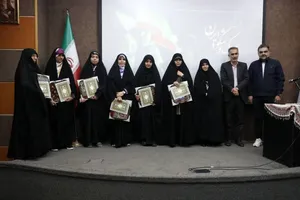 «سوگ و شکوه ایران» در فرهنگسرای رسانه؛ روایت شاعرانه بانوان از وطن و مقاومت