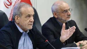 پزشکیان: باید آموزش ببینیم که اسراف نکنیم و به وطن خود عشق بورزیم