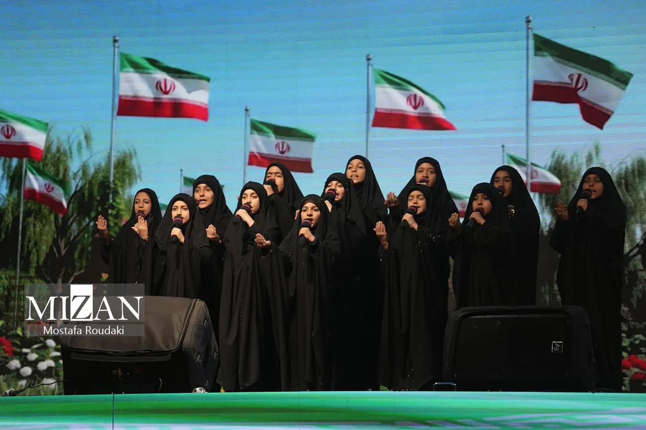 افتتاحیه‌ی پرشور انیمیشن «نبرد بادبادک‌ها» در میدان انقلاب