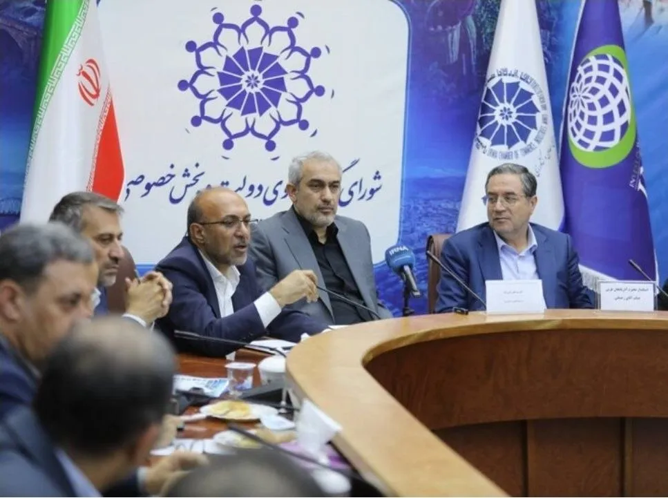 وزیر اقتصاد: برنامه جدید بورس برای تسریع تأمین مالی بنگاه‌ها از طریق اوراق گام ارائه می‌شود