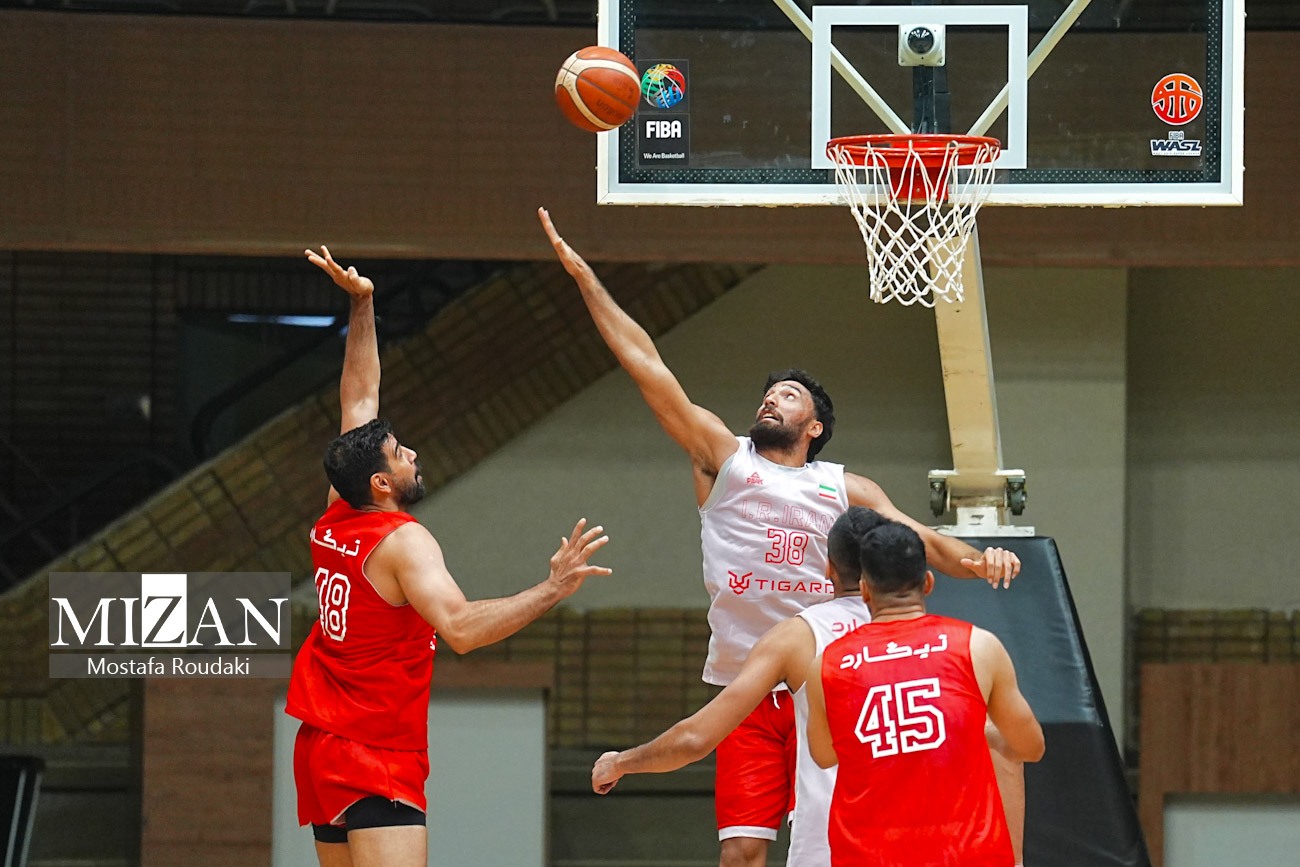 معزی‌فر: مانولوپولوس طبق برنامه به ایران برگشت و از عملکردش راضی هستیم/ بسکتبال در ناگویا دنبال مدال است