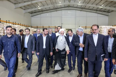 بازدید رئیس قوه قضاییه از یکی از بنادر خشک استراتژیک کشور