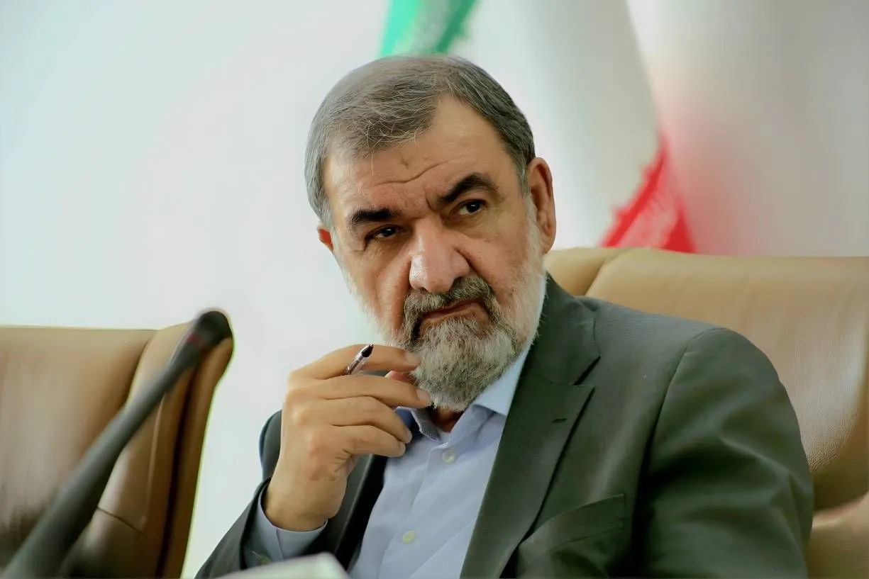 دبیر شورای عالی امنیت ملی: ایران برای عبور از این برهه بیش از هر چیز به اعتماد، تقویت انسجام و وحدت ملی و تدبیر نیاز دارد