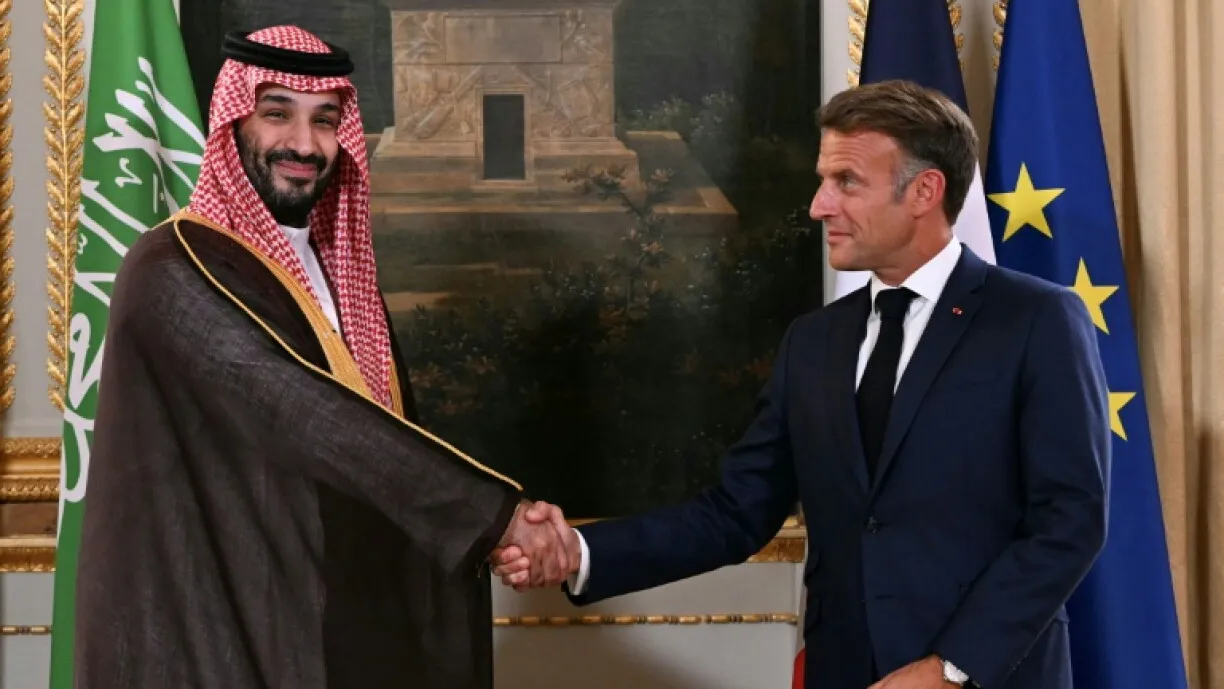 سفر بن‌سلمان به فرانسه؛ پاریس و ریاض چه اهدافی را دنبال می‌کنند؟