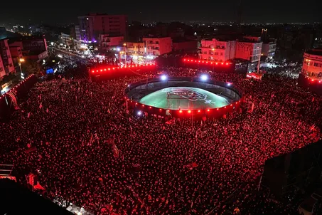 عزاداری شب عاشورا در میدان انقلاب