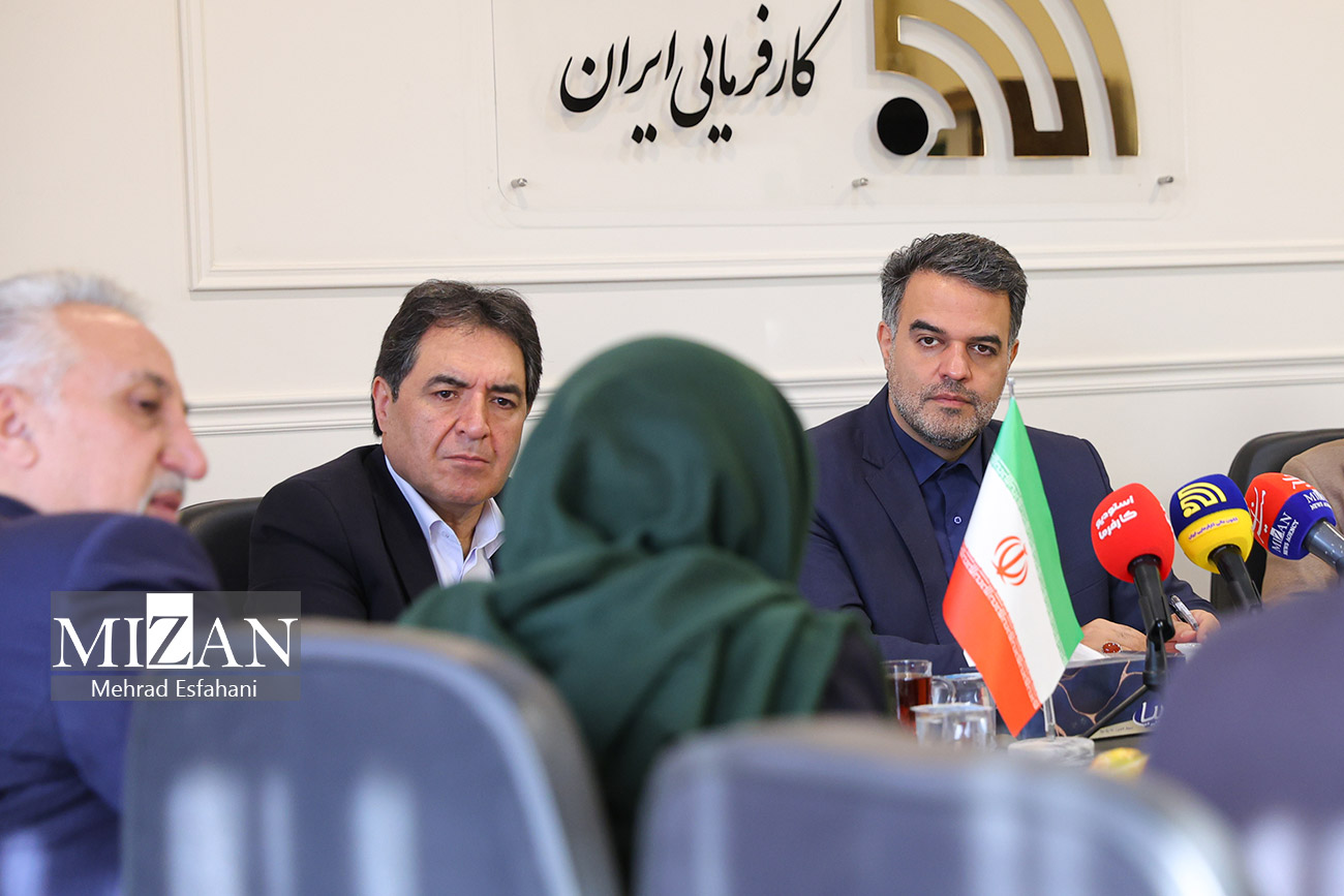 رئیس پژوهشگاه قوه قضاییه: آماده تشکیل کارگروه مشترک برای پیگیری مشکلات حقوقی و قضایی کارفرمایان هستیم رئیس پژوهشگاه قوه قضاییه: آماده تشکیل کارگروه مشترک برای پیگیری مشکلات حقوقی و قضایی کارفرمایان هستیم