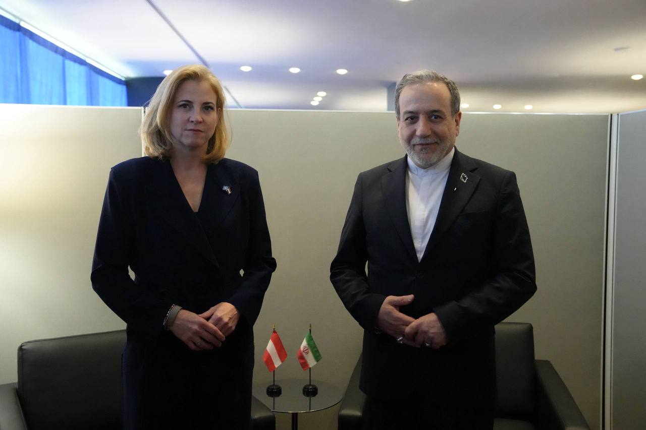 دیدارهای وزیر امور خارجه در حاشیه مجمع عمومی سازمان ملل/ تاکید عراقچی بر توقف اقدامهای ناامنساز و تروریسم اقتصادی آمریکا دیدارهای وزیر امور خارجه در حاشیه مجمع عمومی سازمان ملل/ تاکید عراقچی بر توقف اقدامهای ناامنساز و تروریسم اقتصادی آمریکا