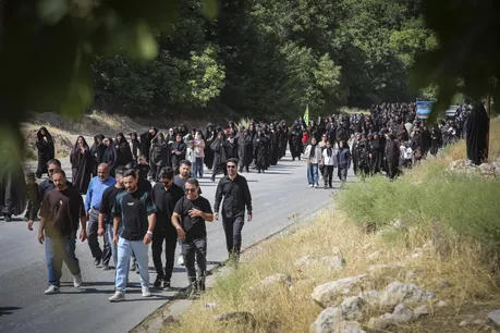 زائران پیاده چناران شهر