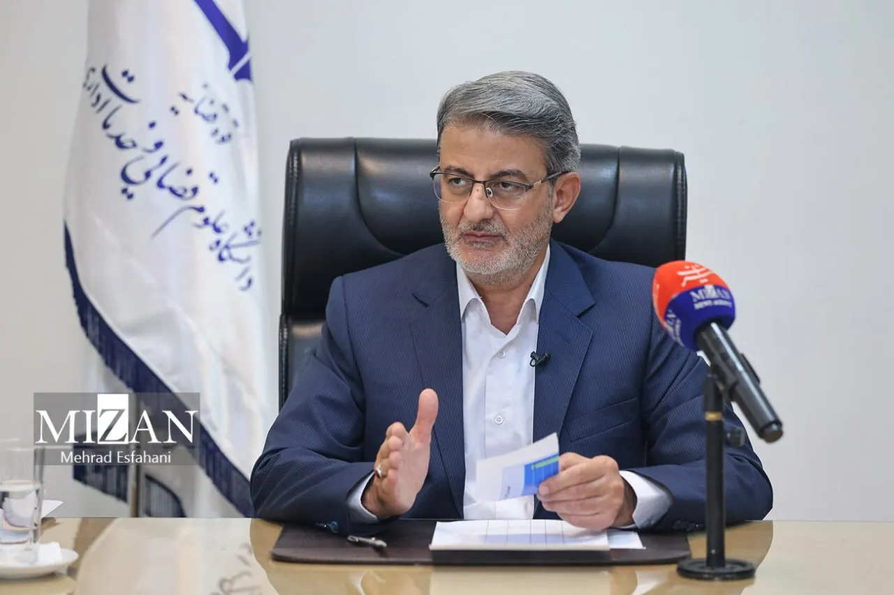 رئیس دانشگاه علوم قضایی و خدمات اداری قوه قضاییه تیتر
